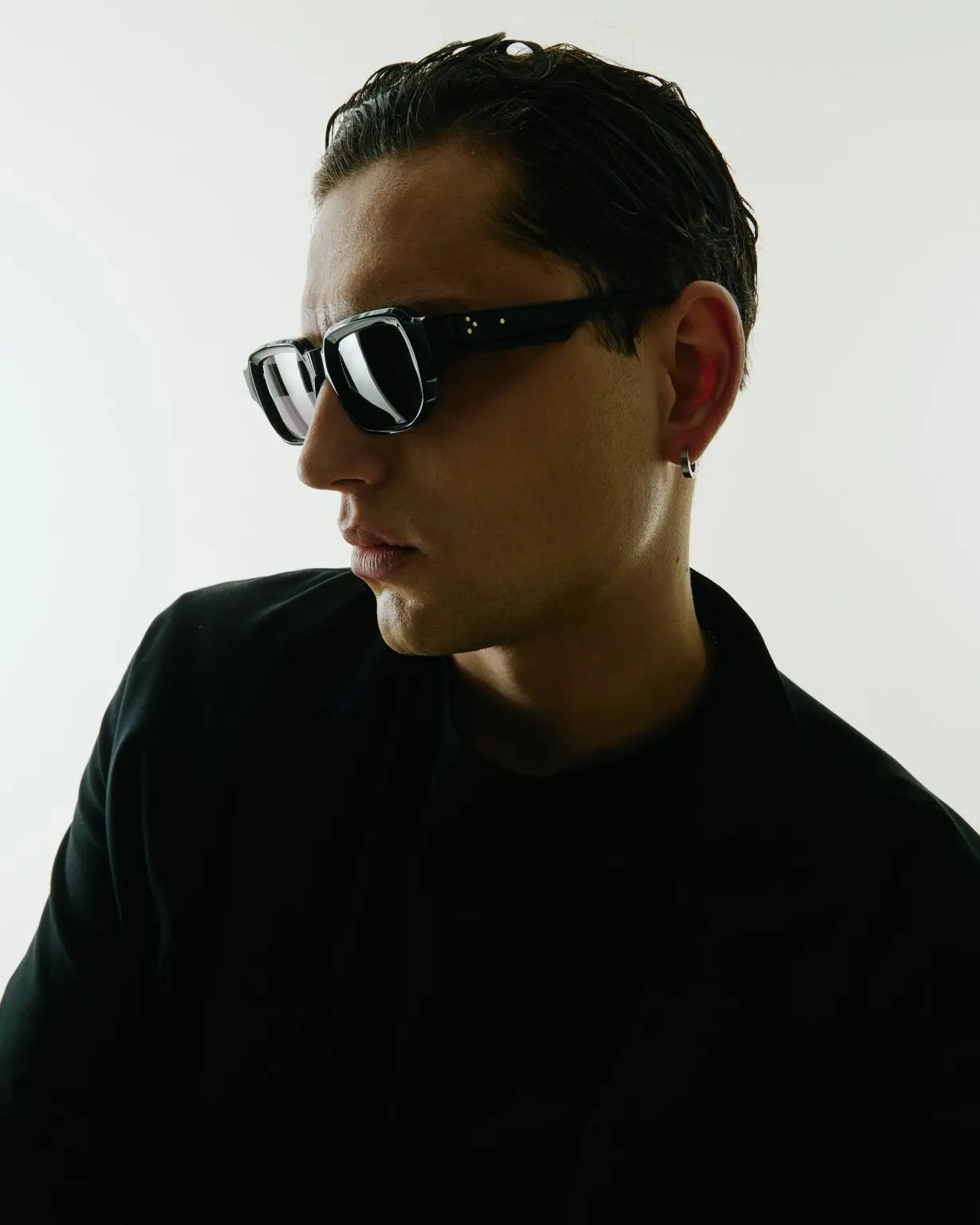 REVEL UNIQUEDESIGNMILANO