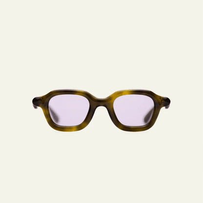 Paloceras Caramel Ash A2 sunglasses in caramel Havana with a large square frame and photochromic purple lenses, front view